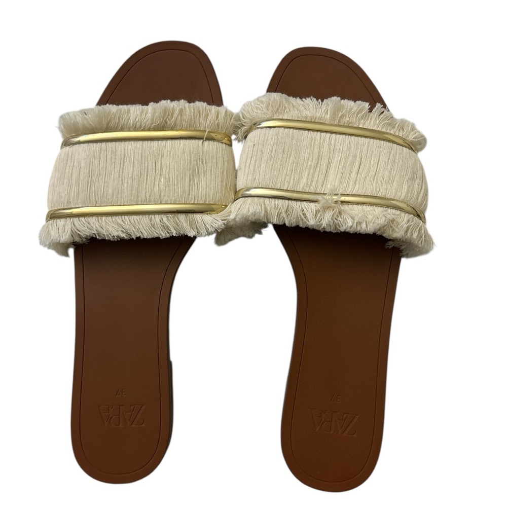 Zara Women's Tan and Cream Fringe Sandals